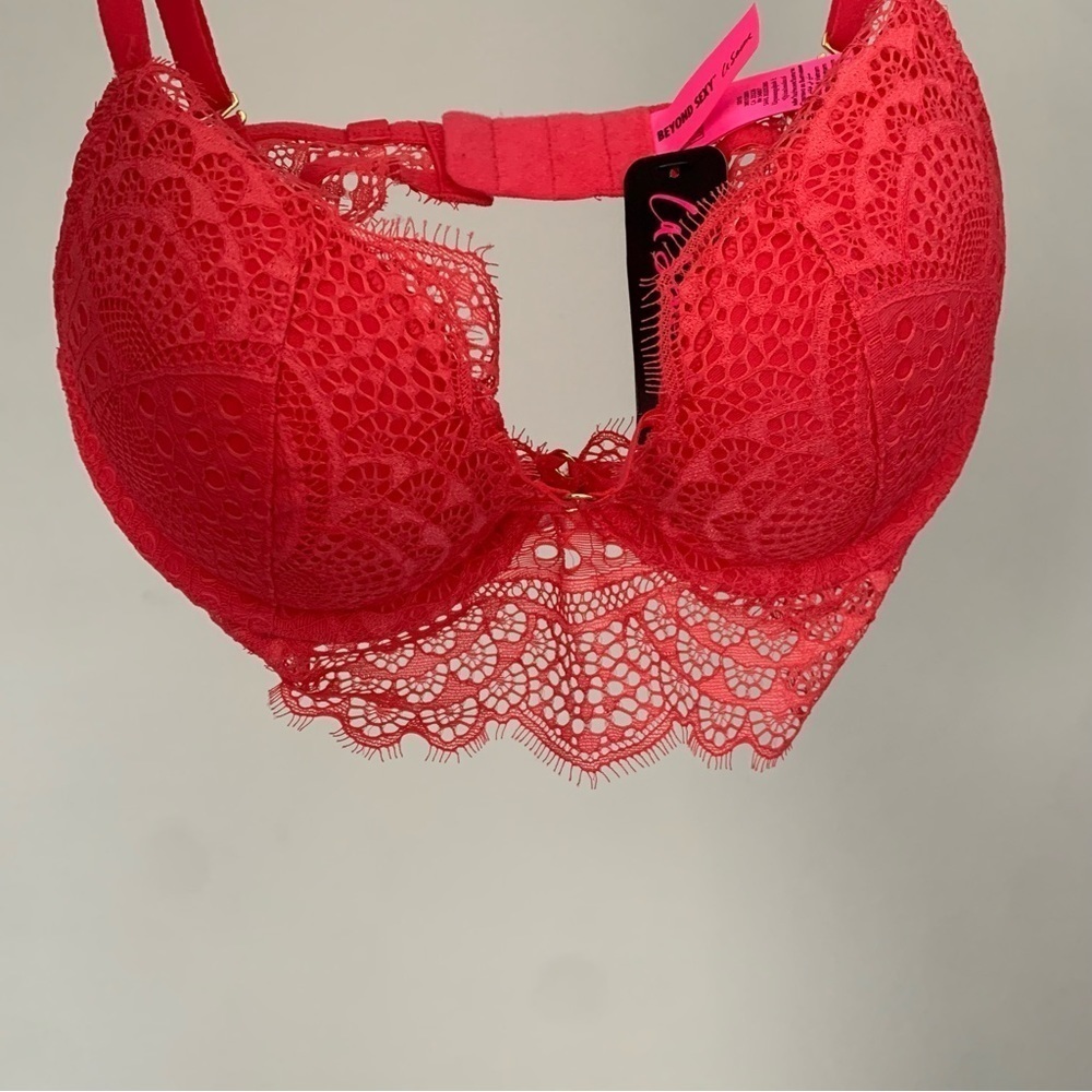 NWT La senza bra woman’s pink push up bra size  32C